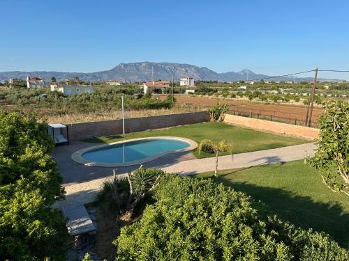 Villa Vanna — 4-Star Luxury Hotel in Korinthos, Greece