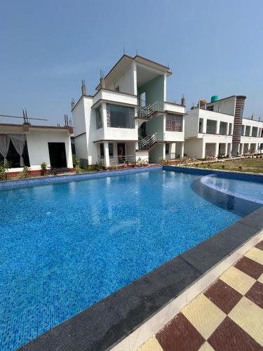 Prantik Hotel And Resorts in Tajpur, India