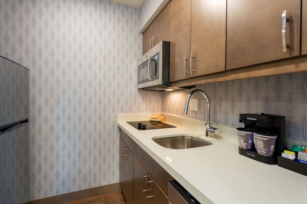 Homewood Suites by Hilton Reston - photo 17