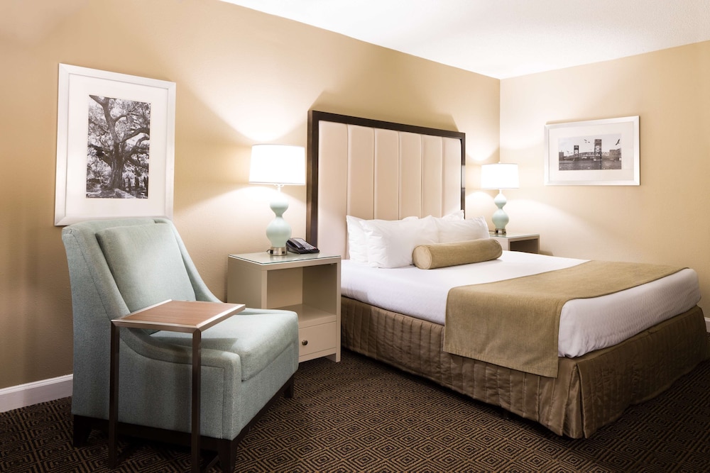 DoubleTree by Hilton Hotel Jacksonville Riverfront - photo 18
