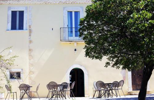 Masseria Procacci - carbon neutral hotel in Ischitella