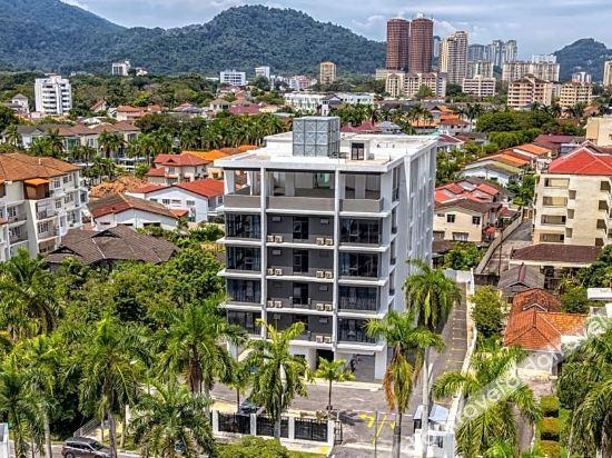 Scott Service Suites - last minute hotel in George Town