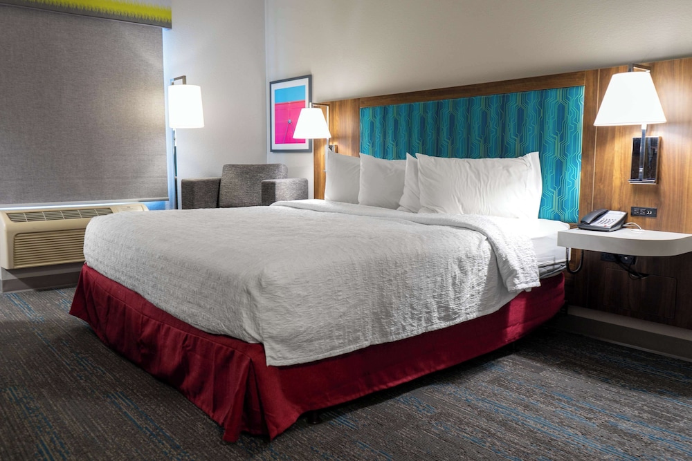 Hampton Inn Elkhorn Lake Geneva Area - photo 25