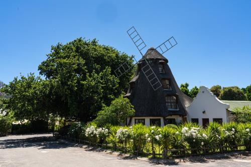 De Hollandsche Molen — hotel in Cape Town