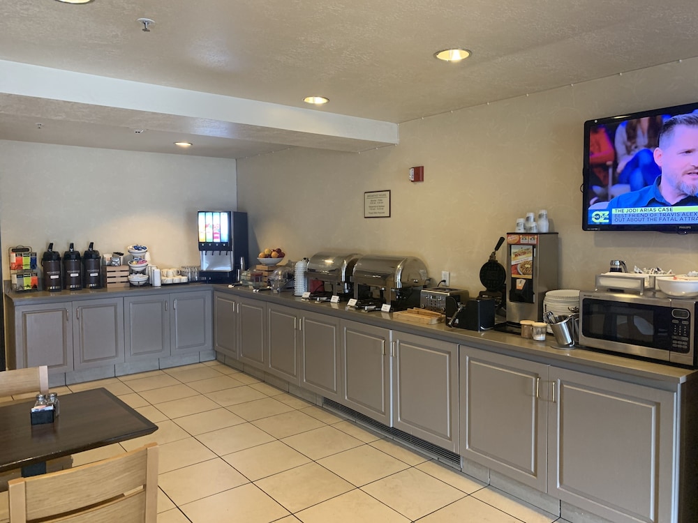 Country Inn & Suites West Valley City UT - photo 22