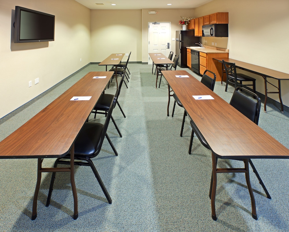 Candlewood Suites West Little Rock by IHG - photo 33