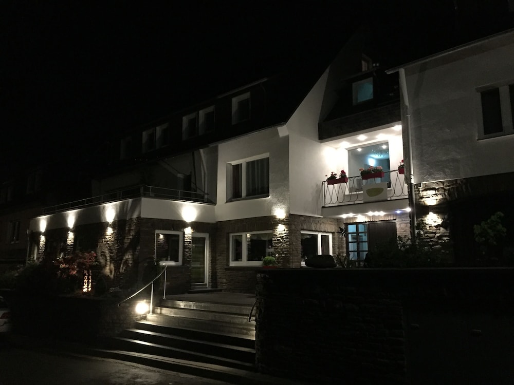 Hotel Vintage am Bundesbank Bunker - carbon neutral hotel in Cochem