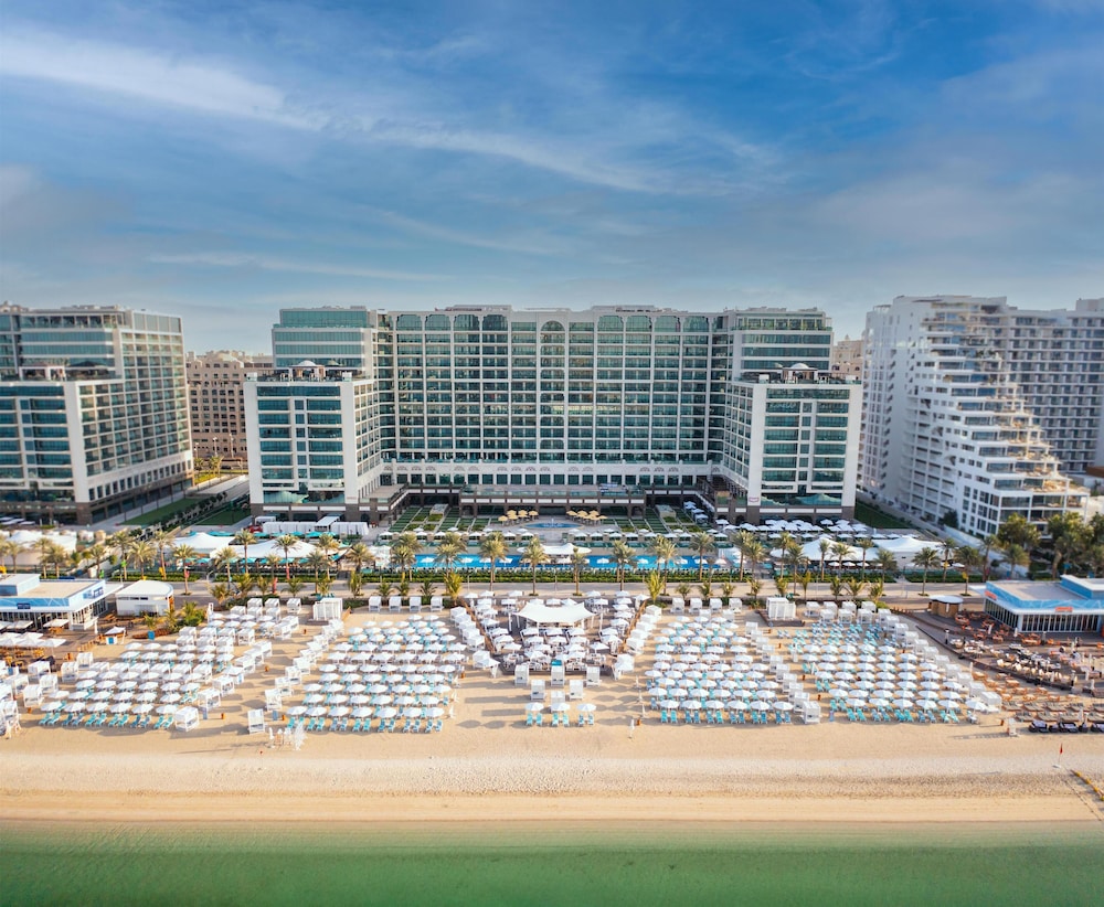 Hilton Dubai Palm Jumeirah — 5-Star Luxury Hotel in Dubai, United Arab Emirates