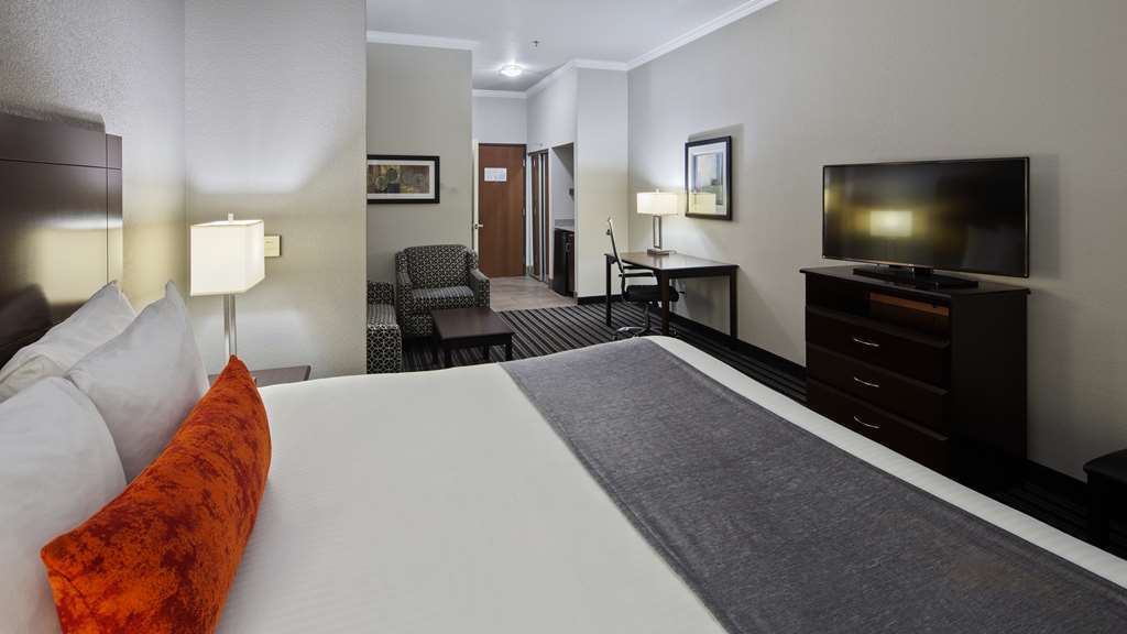 Best Western Plus Austin Airport Inn & Suites - photo 15