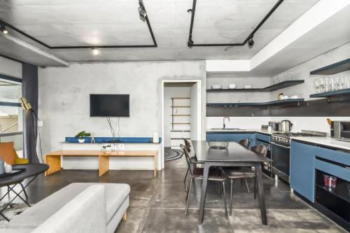 Modern Family spot in the heart of Bo Kaap