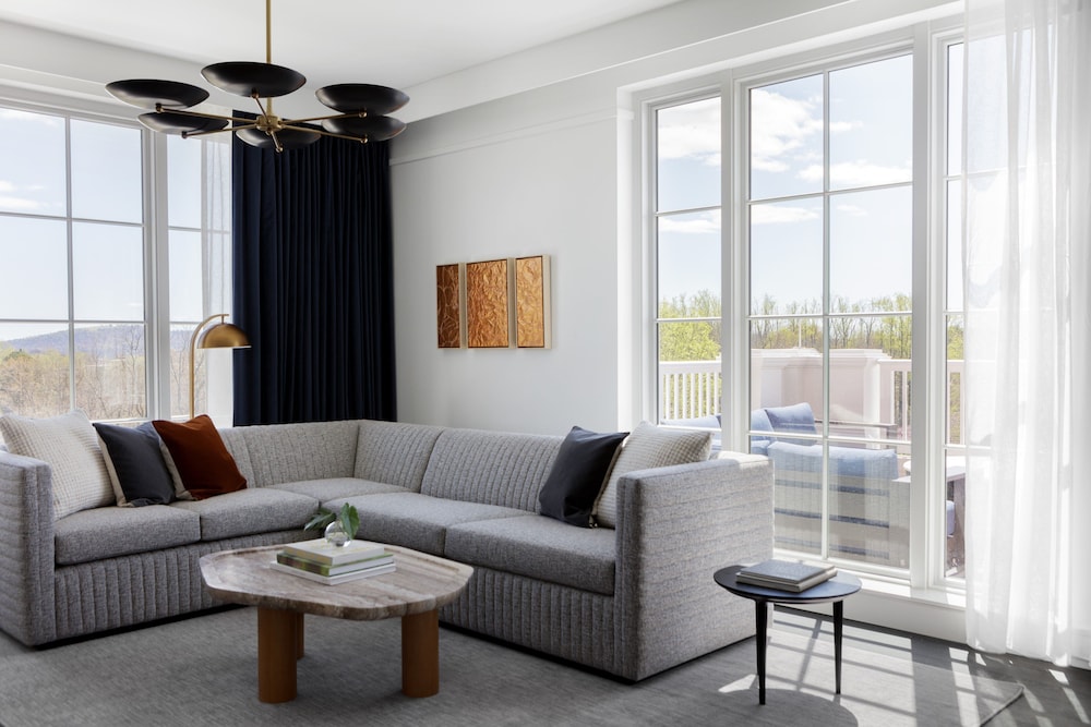 Kimpton The Forum Hotel by IHG - photo 8