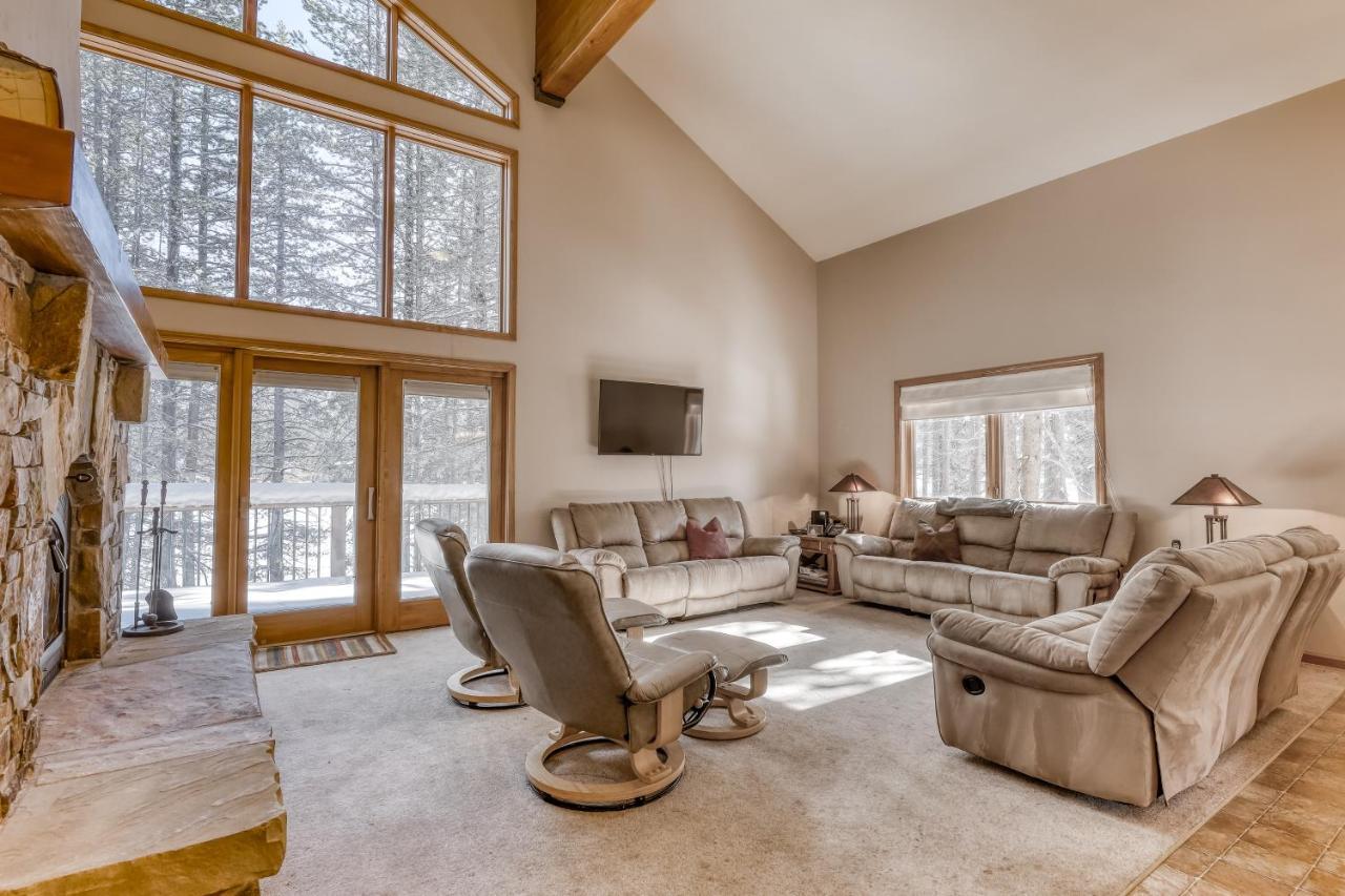 Four Seasons Lakeside — hotel in Soda Springs