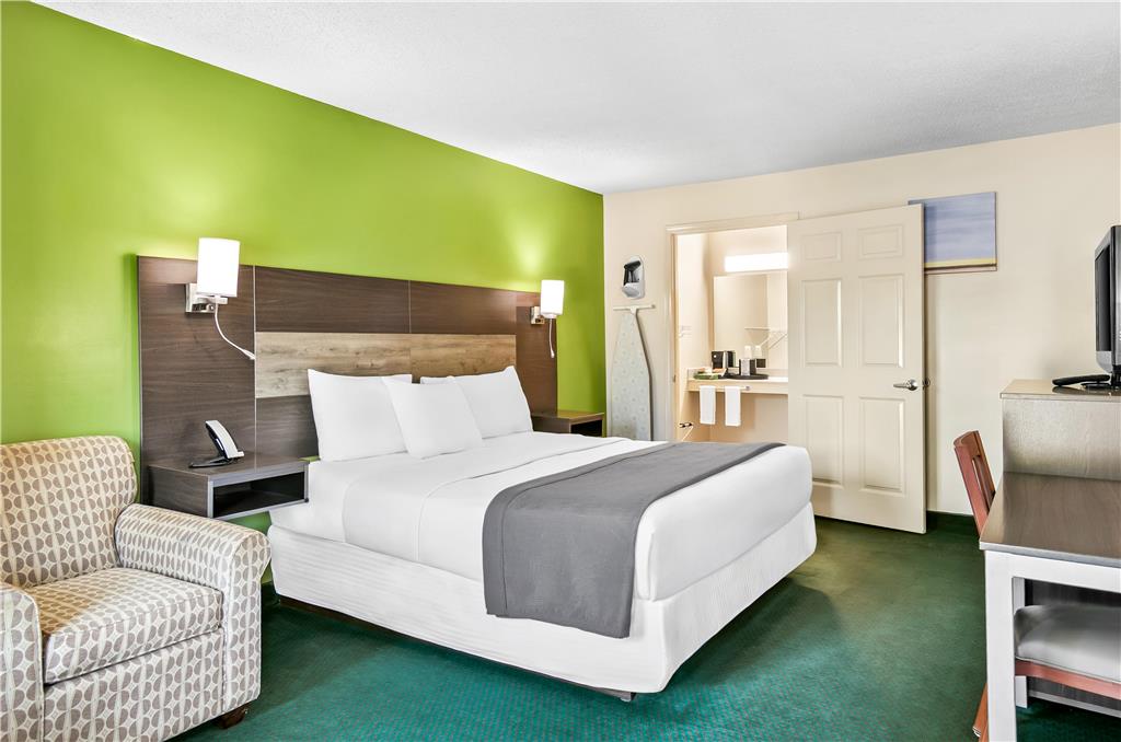 Americas Best Value Inn Rome - photo 6