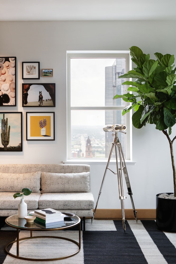 Kimpton Harper Hotel by IHG - photo 10
