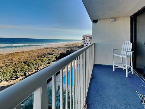 Pelican Watch #303 Endless Views Retreat — 4-Star Luxury Hotel in Carolina Beach, United States