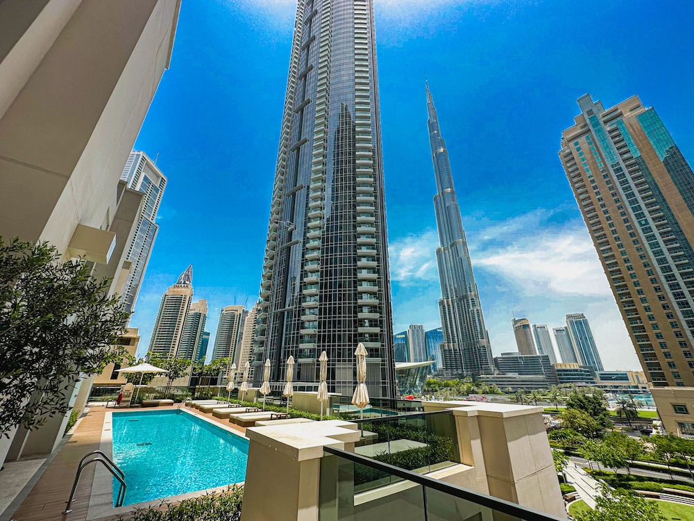 HiGuests Act Tower 1 - carbon neutral hotel in Dubai