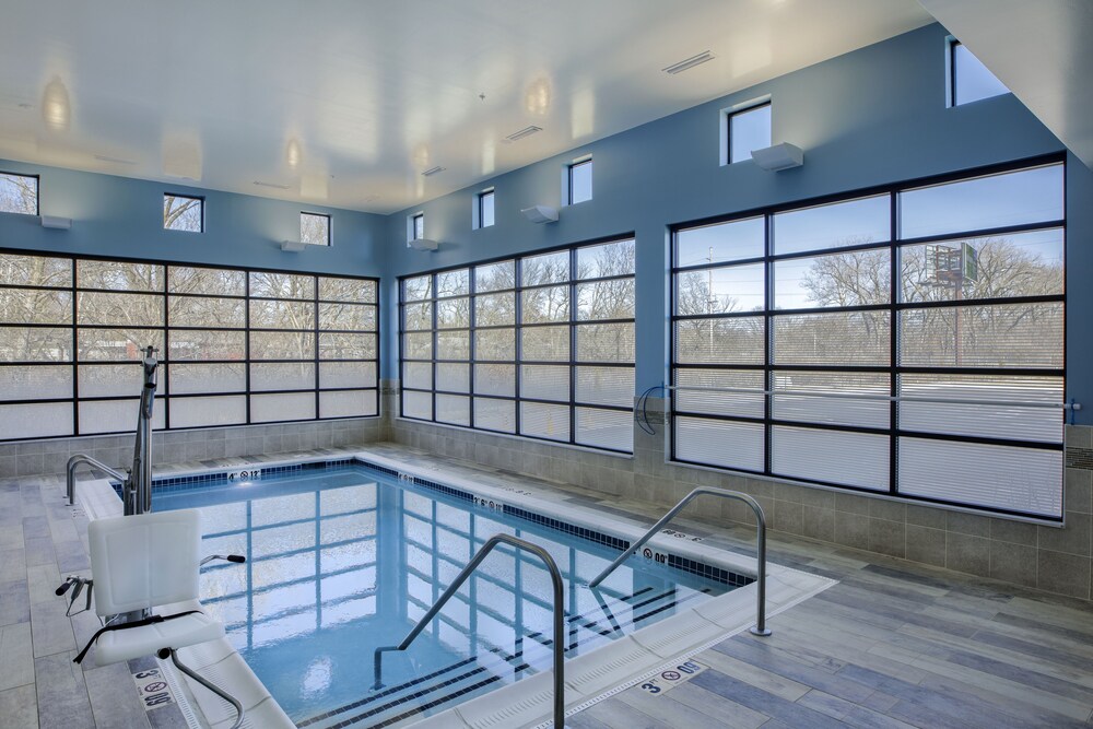 SpringHill Suites by Marriott Topeka Southwest - photo 17