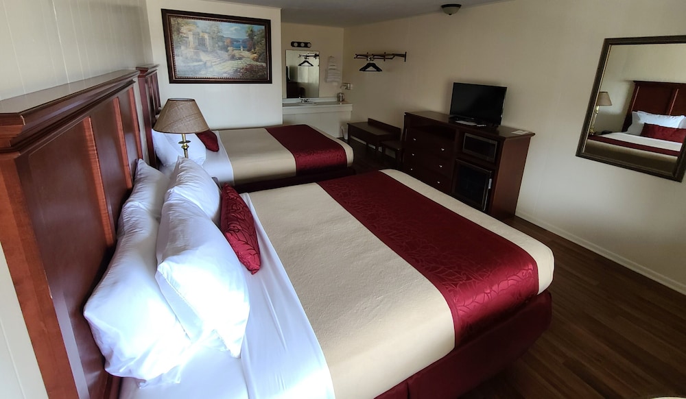 Homestead Motel - photo 20