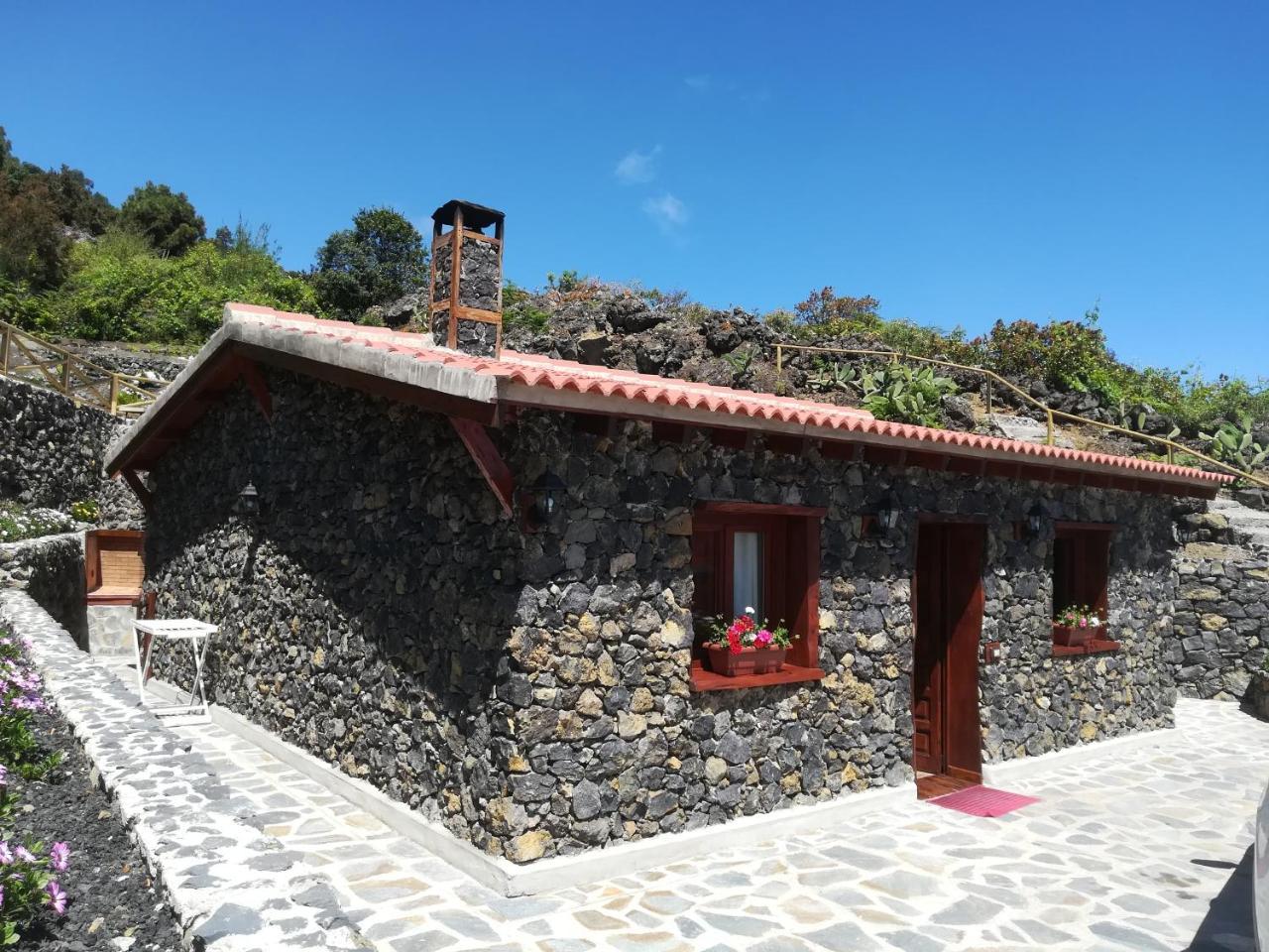 Casas Rurales Los Guinderos — 4-Star Luxury Hotel in Icod De Los Vinos, Spain
