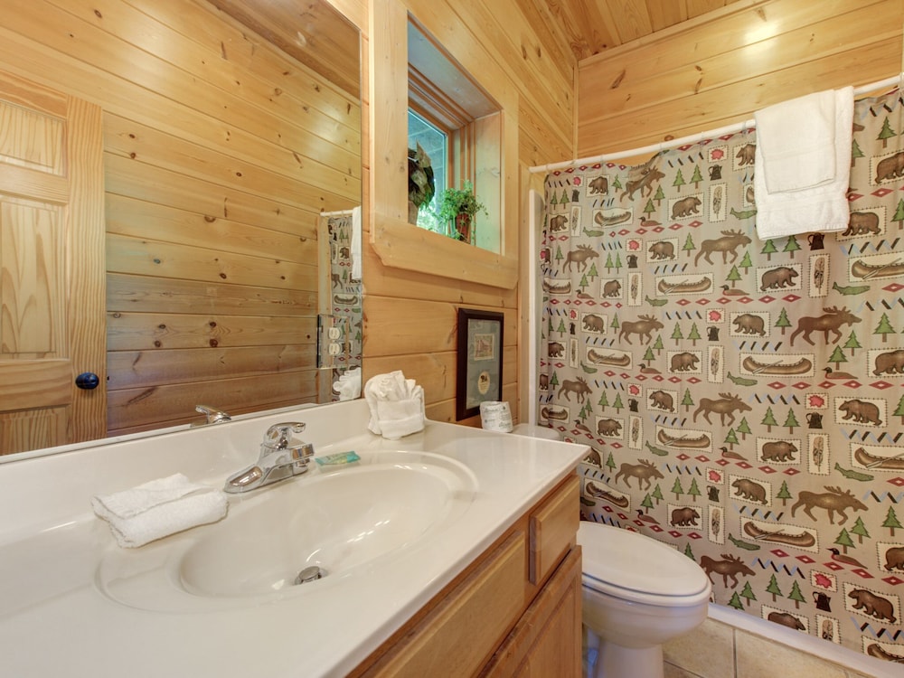 Topsy Sevierville - photo 17