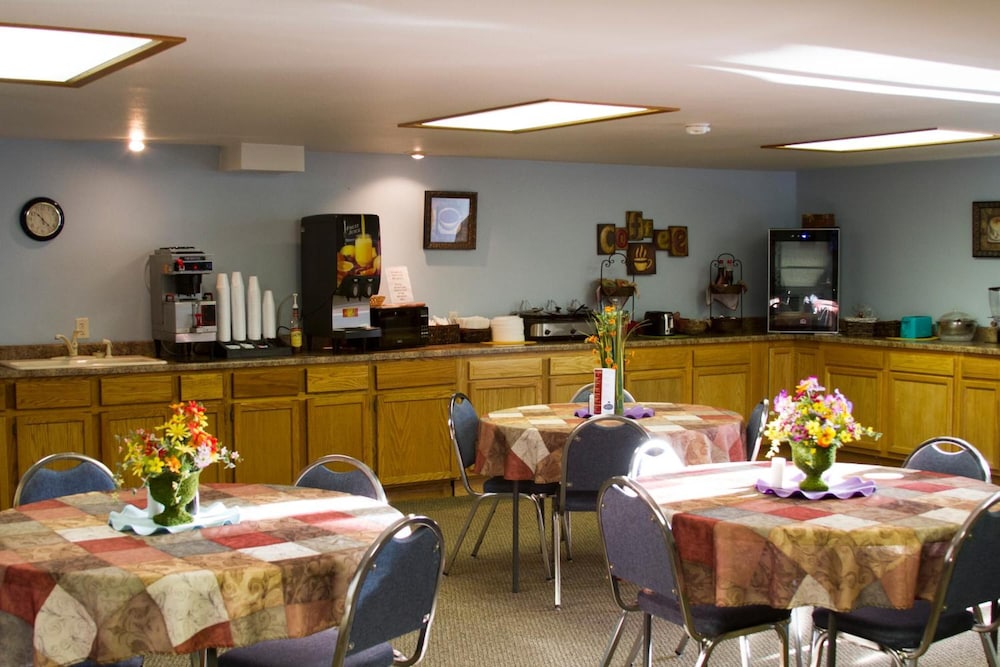 Cottonwood Inn - photo 25