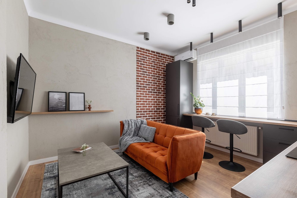 Urban 1BR Loft Residences Modern Comfort in Bucharest Center — 4-Star Luxury Hotel in Bucharest, Romania