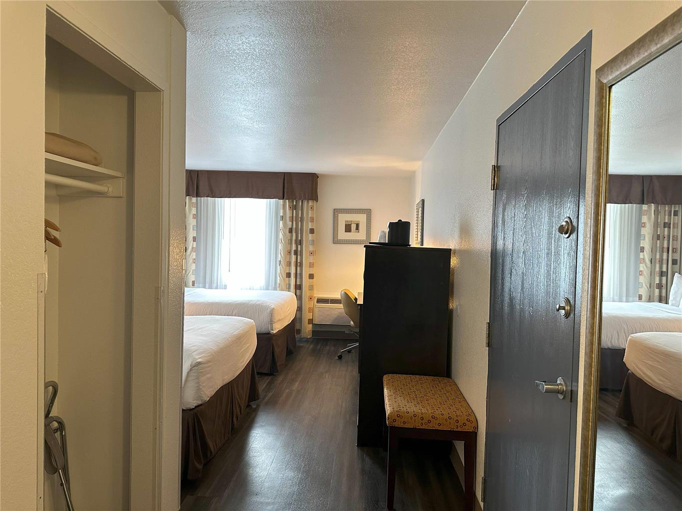 Quality Inn & Suites Everett - photo 27