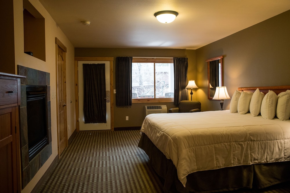 Silver Moon Inn - photo 18