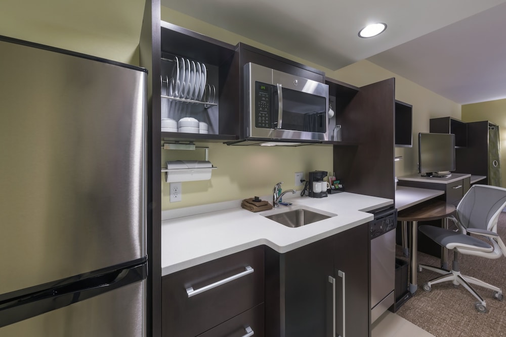 Home2 Suites by Hilton Kansas City Downtown - photo 13