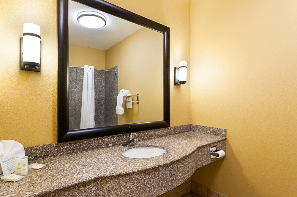 Spark by Hilton Opelousas - photo 12
