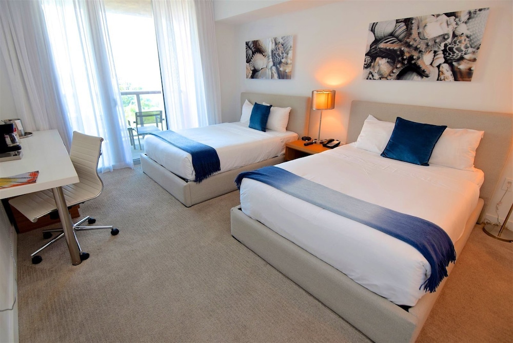 Modern Studio With Amazing Ocean & Bay View @ Beachwalk Resort - featured photo