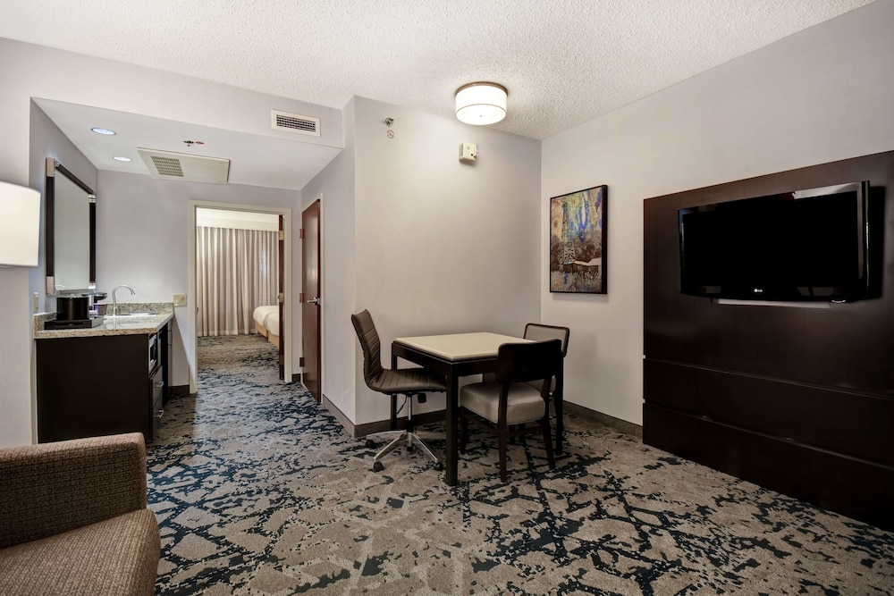 Embassy Suites Charleston - photo 29