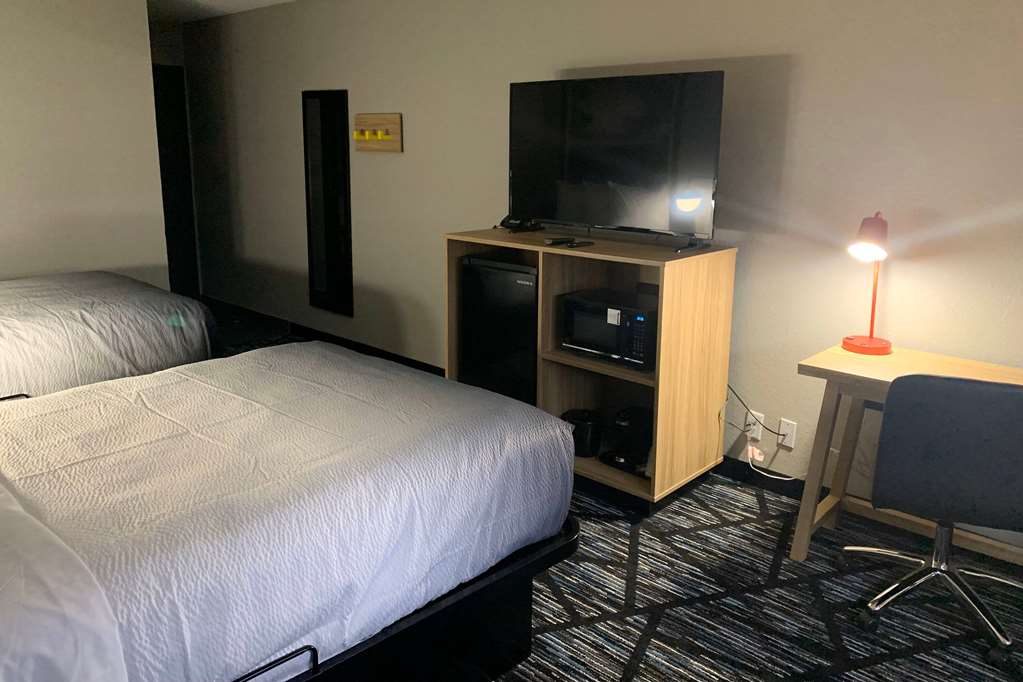 Super 8 By Wyndham Kirksville - photo 11