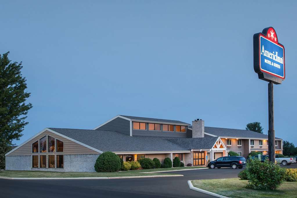 AmericInn by Wyndham Grundy Center - photo 3