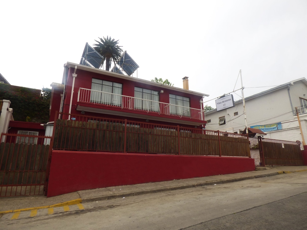 Hotel Vista Hermosa 17 — hotel in Vina Del Mar