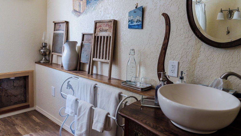 Red Horse Bed and Breakfast - photo 43