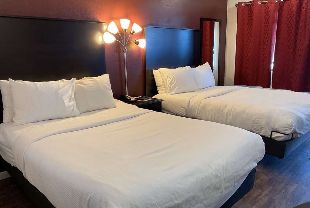 Baymont by Wyndham Petoskey - photo 11