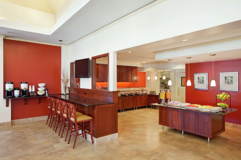 Hilton Garden Inn Chicago Oak Brook - photo 20