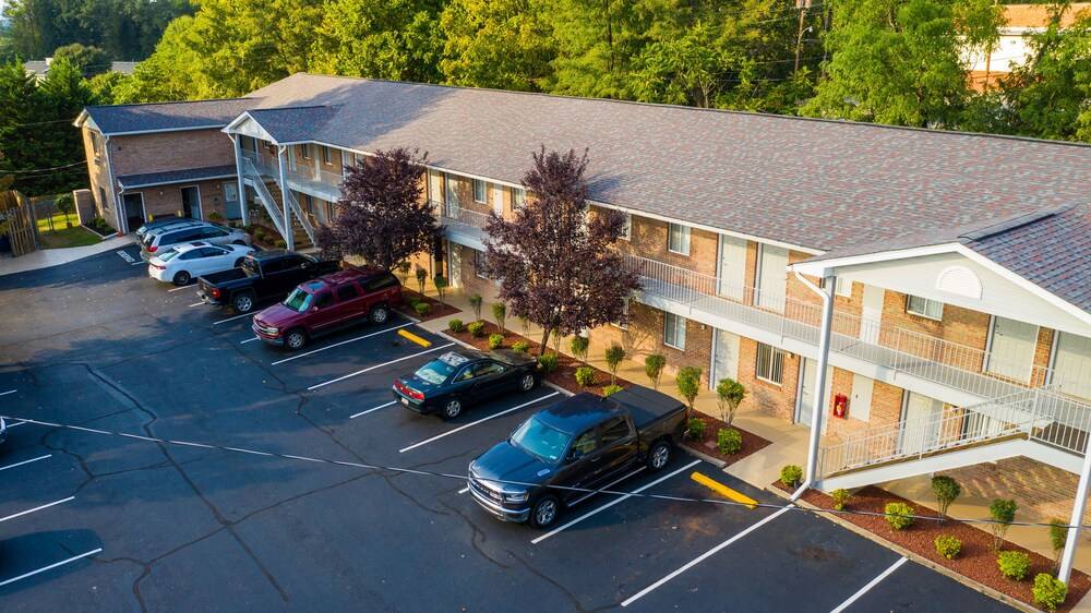 Affordable Suites of America Lynchburg - photo 47