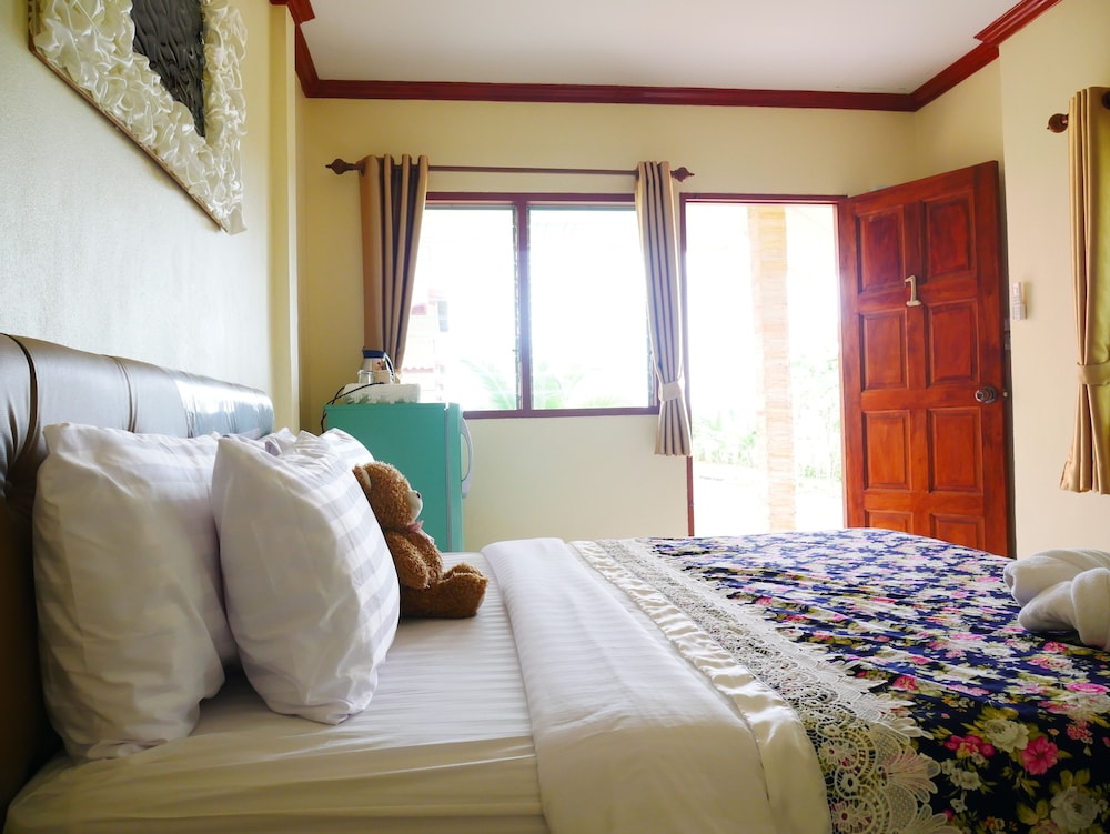 Sermsuk Resort in Pran Buri, Thailand