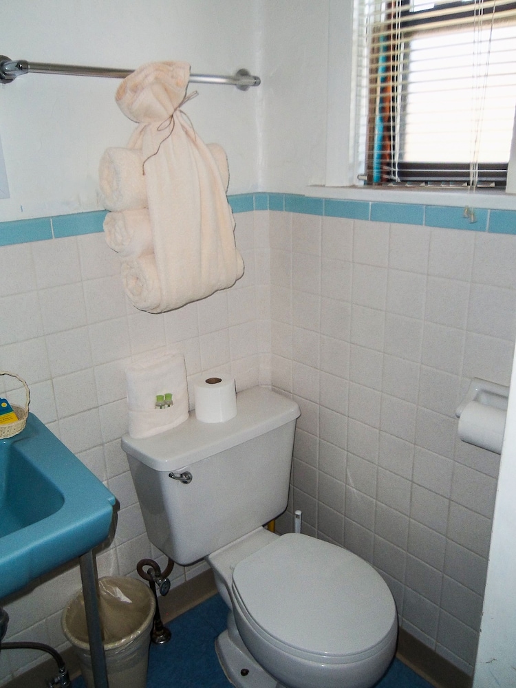 The Gold Pan Motel - photo 45