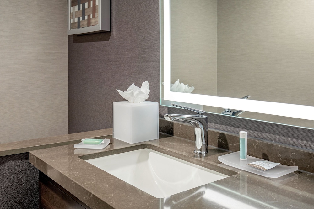 Courtyard by Marriott Boston Marlborough - photo 18