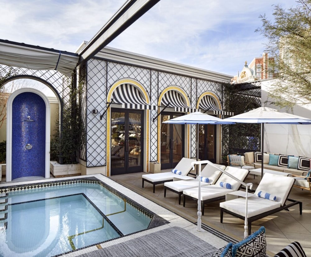 The Venetian Prestige Club Lounge - photo 22