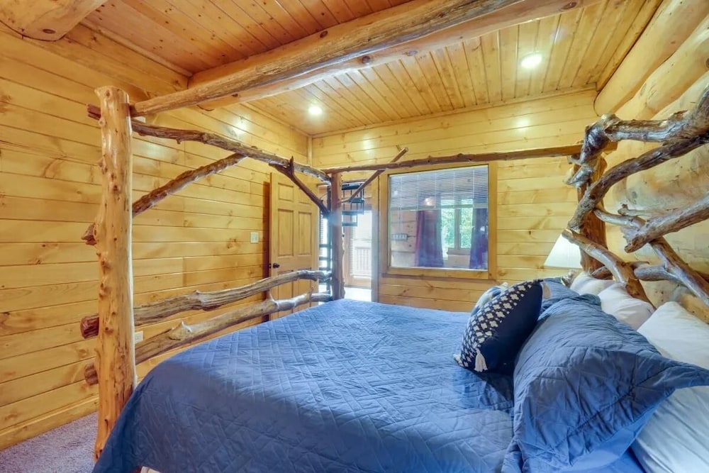 American Views 2 Bedroom Cabin by Heavenly Views Resort - photo 3