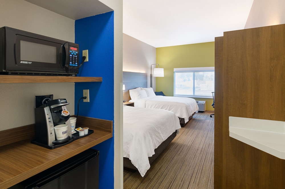 Holiday Inn Express Hotel & Suites Weston by IHG - photo 20