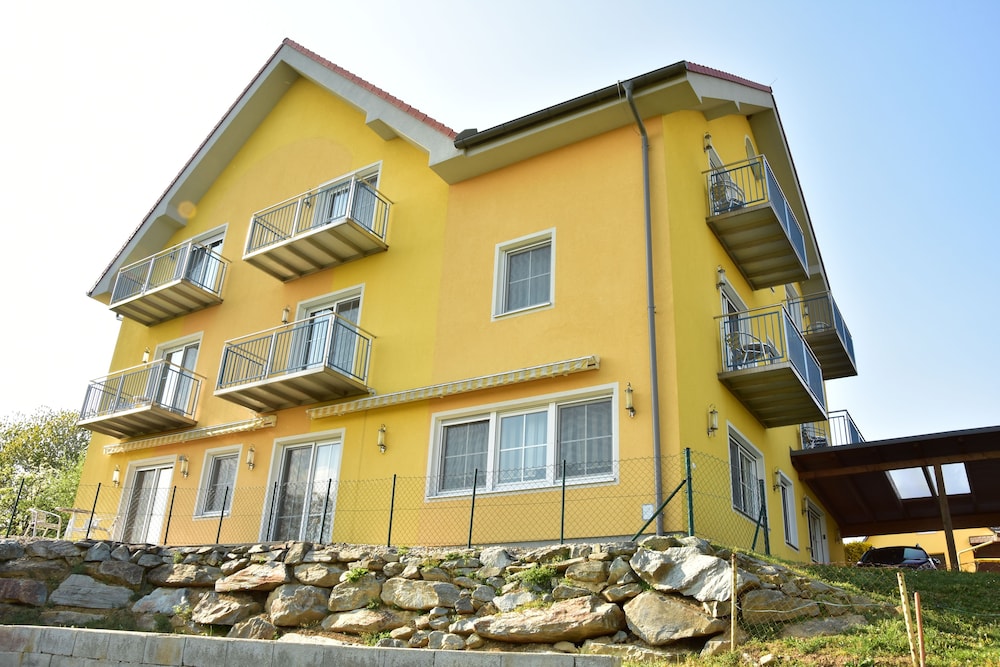 Golf Therme Sonnenpension Hotel Garni — Stegersbach
