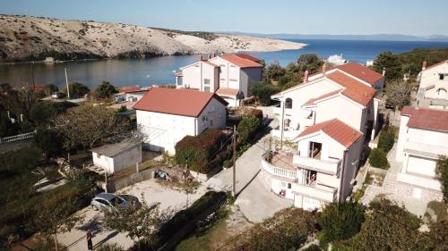 Melira - carbon neutral hotel in Pospelikha