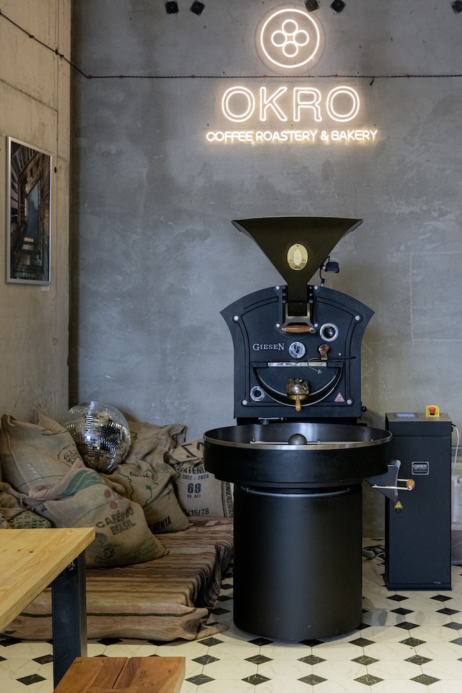 Coffee shop