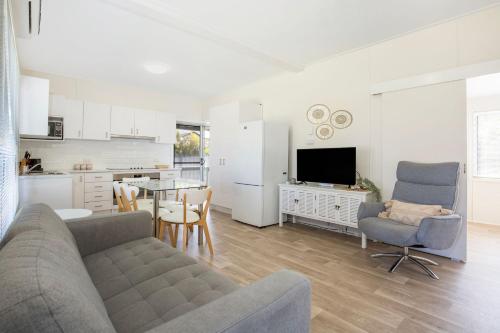 Idle Hours Pet Friendly 5 Mins Walk To Beach — Culburra Beach