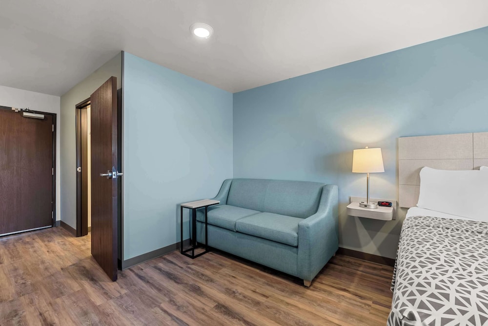 WoodSpring Suites Columbia Irmo - photo 19